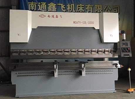 WC67Y-125T3200數(shù)控折彎機(jī)E200PS